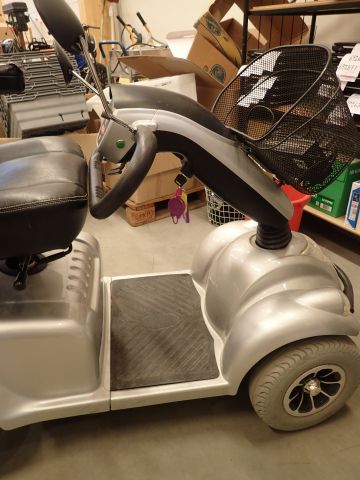 687694-61 Eloped/Permobil.