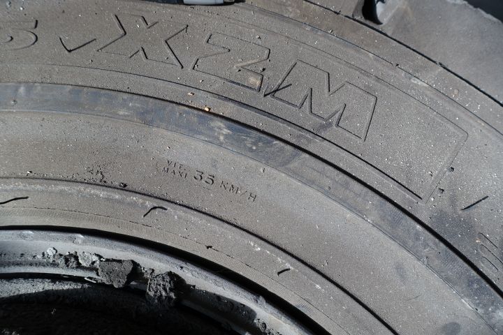 702708-5 Truck Tires