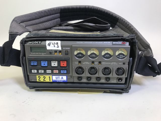 702661-2 Sony BVW-35P Portable Videocassette Recorder Betacam SP / Kannettava Betacam-nauhuri