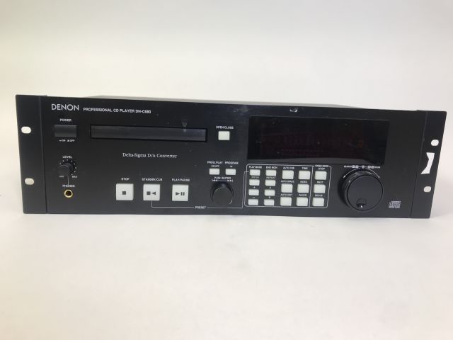 702690-2 Denon DN-C680 Professional CD Player