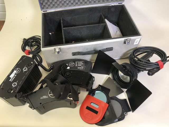 702734-1 Sachtler Reporter 200D Light Kit