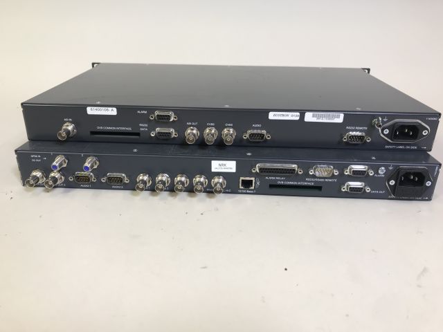 702748-2 Tandberg TT1260 & TT1220 Satellite Receivers