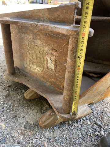 661314-33 Take Job Excavator TB175W from 2005