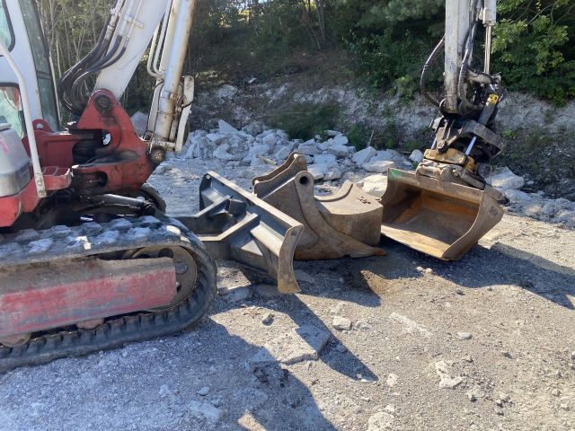 661314-18 Take Job Excavator TB175W from 2005