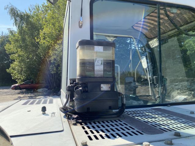 661314-12 Take Job Excavator TB175W from 2005