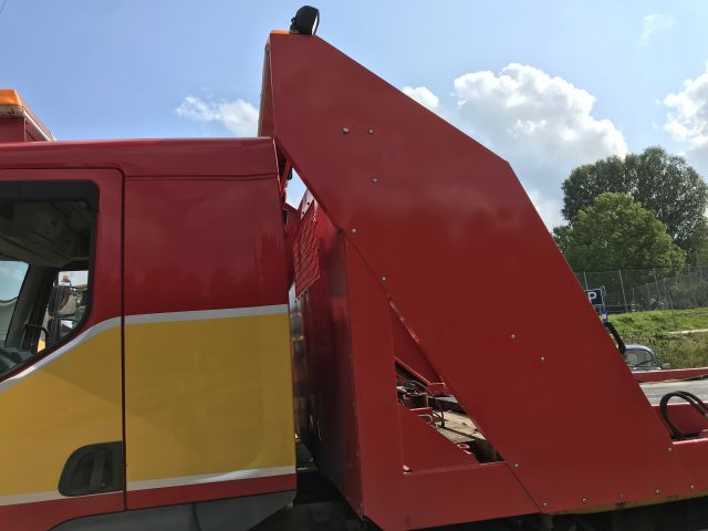 702871-10 Volvo FL240 4x2 salvage car transport 2007