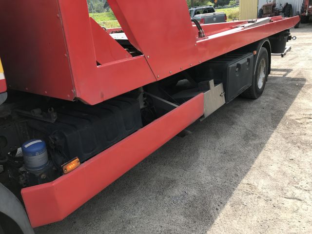 702871-9 Volvo FL240 4x2 salvage car transport 2007