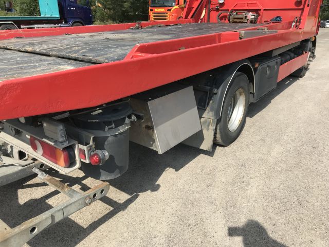 702871-15 Volvo FL240 4x2 salvage car transport 2007