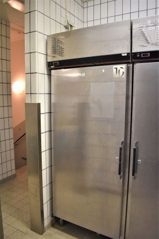 681946-1 Kylskåp för centralkyla