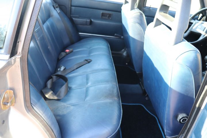 692314-8 Volvo 244 diesel -83