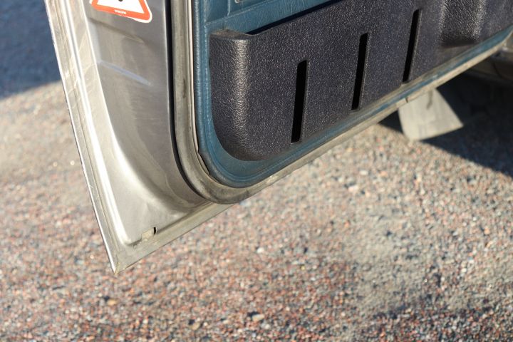 692314-13 Volvo 244 diesel -83