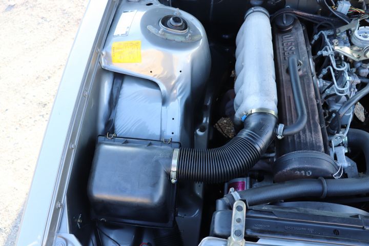 692314-17 Volvo 244 diesel -83