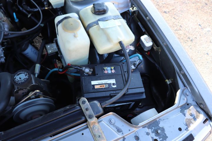 692314-18 Volvo 244 diesel -83