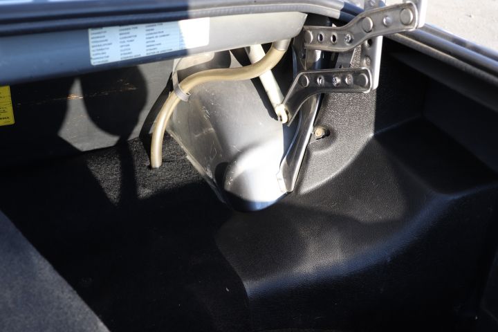 692314-26 Volvo 244 diesel -83