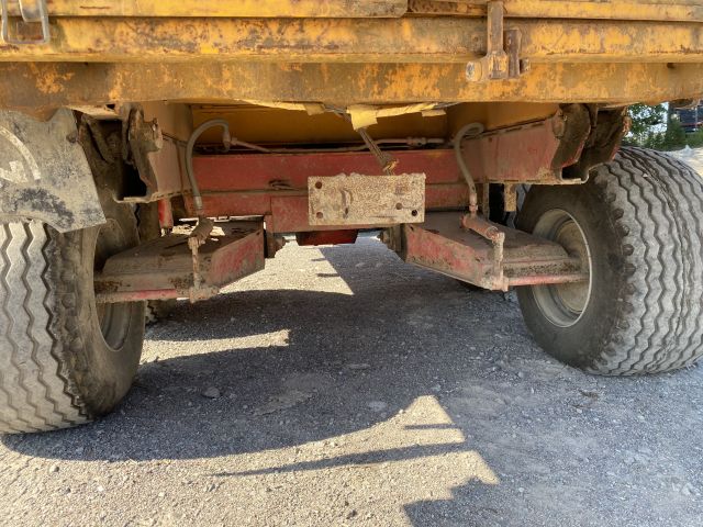 661315-30 Komatsu PW148-8 Wheeled excavator with trailer