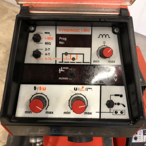 697107-2 Mig welding machine Kemppi Kempomig 4000W
