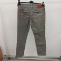703386-6 Jeans Jaggy Size: 31/32