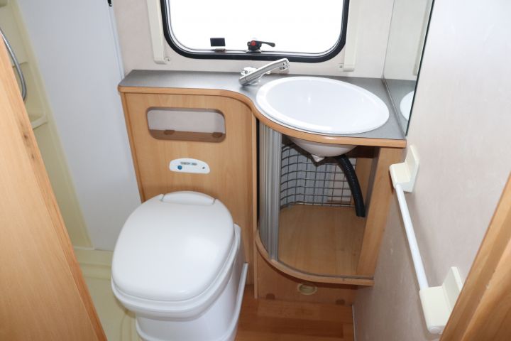 692317-21 Motorhome Adria Sport A 576 DK