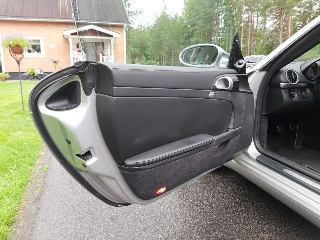 576344-43 Porsche 987 Cayman S -2006