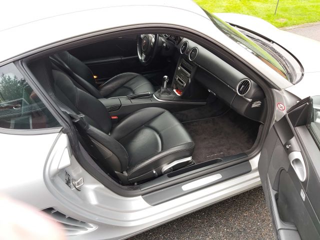 576344-60 Porsche 987 Cayman S -2006