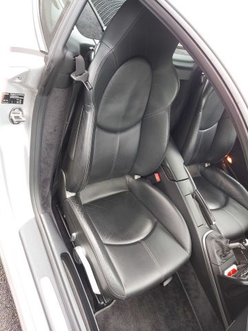 576344-62 Porsche 987 Cayman S -2006