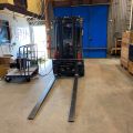 704183-2 Counterbalance truck Linde E20PHL-01 - 2008
