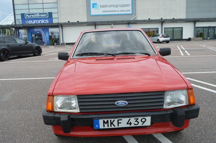 692321-3 Ford Escort 3-door 1.6 Manual, 65hp, 1986