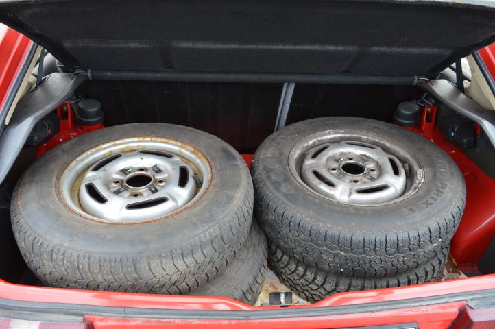 692321-14 Ford Escort 3-door 1.6 Manual, 65hp, 1986