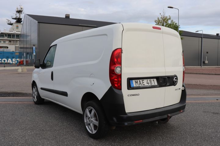705256-3 Opel Combo Van 2400 1.6 CDTI Easytronic, 90hp, -14