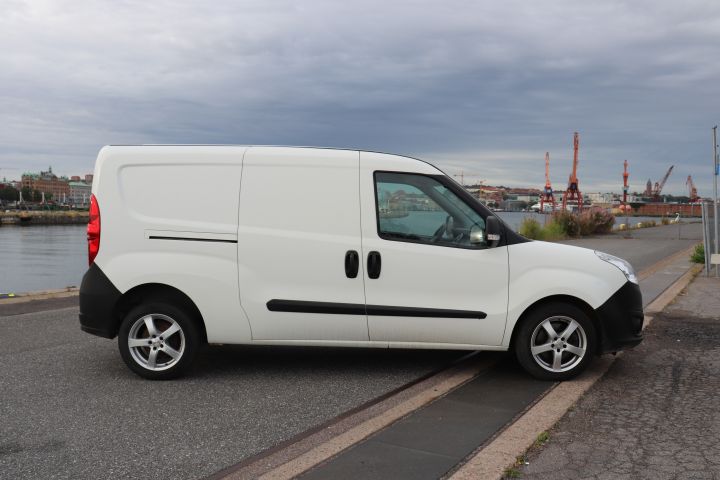 705256-6 Opel Combo Van 2400 1.6 CDTI Easytronic, 90hp, -14