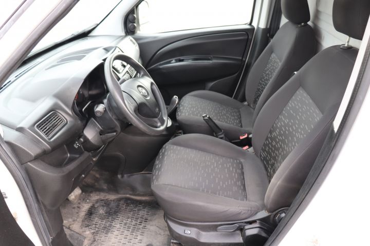 705256-8 Opel Combo Van 2400 1.6 CDTI Easytronic, 90hp, -14