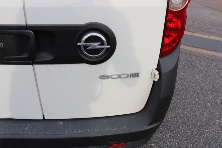 705256-15 Opel Combo Van 2400 1.6 CDTI Easytronic, 90hp, -14