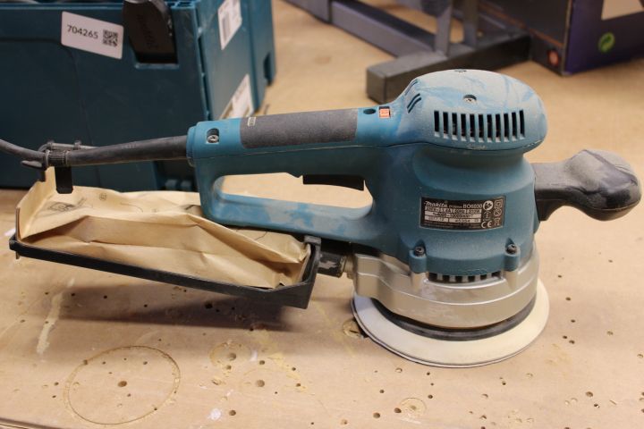 704265-6 Eccentric slip & dive gun - Makita B06030 & AF505