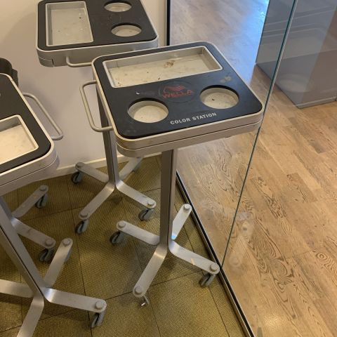 699140-3 Hair coloring trolleys 6pcs and various color mixing equipment