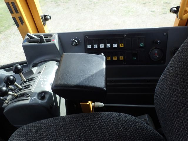 527699-16 Loader Volvo L50C -99 EML698