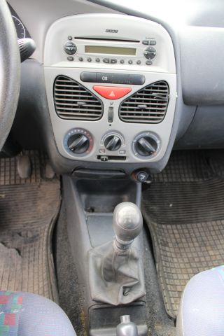 706309-21 Fiat Strada 1.9 MultiJet (Rep. Object)