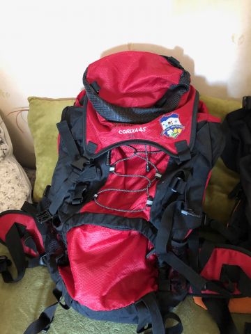 685894-5 2 backpacks Fjällräven Trapper 50, Frisport Corixa 45, sleeping hammock