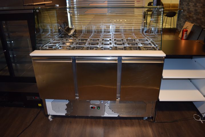 646391-4 Saladette glass top Adexa S903CG (136x70x133 cm)