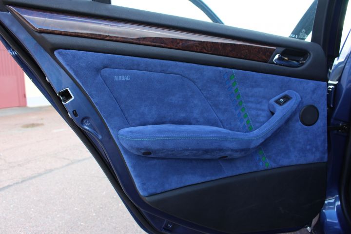 707355-12 BMW Alpina B3 3.3 Touring -01 (WXA812)