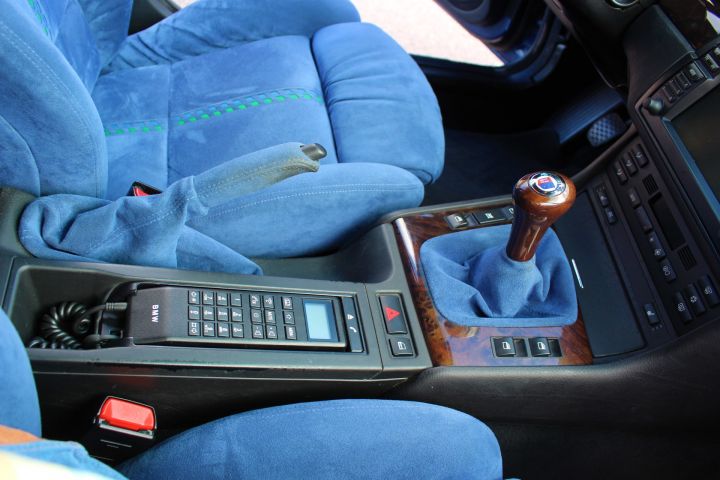 707355-27 BMW Alpina B3 3.3 Touring -01 (WXA812)