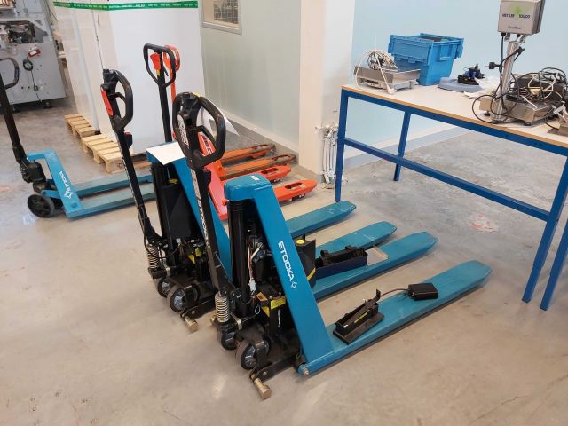707215-3 2 electric pallet puller repair objects
