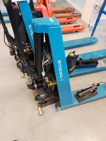 707215-6 2 electric pallet puller repair objects