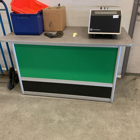 702012-5 Pallet rack, material rack, packing bench
