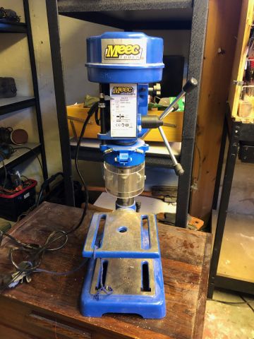 685946-2 Column drill, bench model. Meec Tools