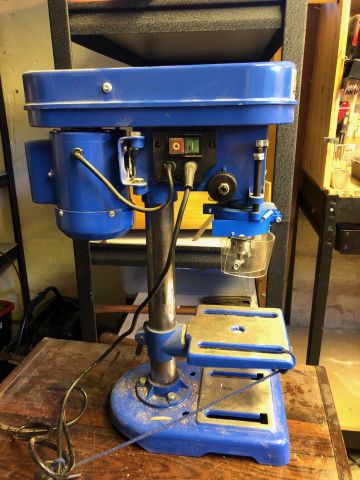 685946-4 Column drill, bench model. Meec Tools