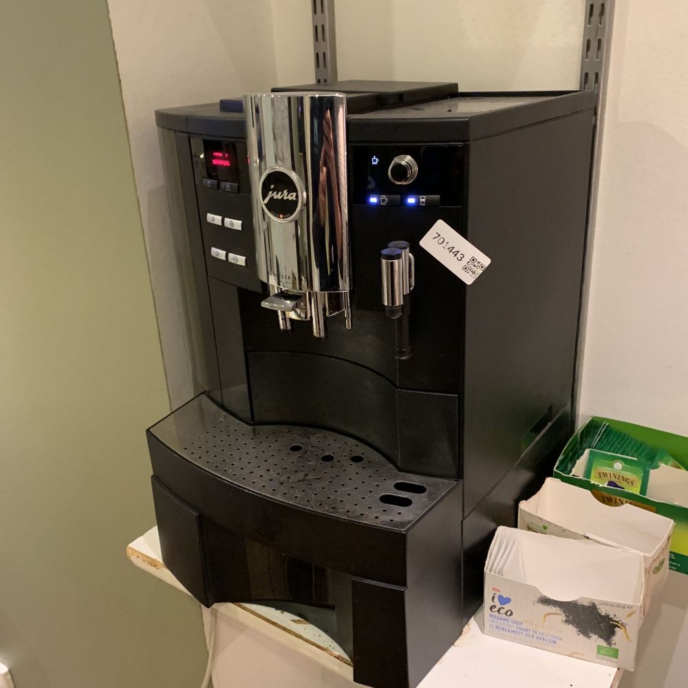 Coffee machine Jura Impressa Xs90 One Touch | PS Auction