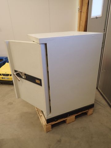 687684-3 Safe Rosengrens