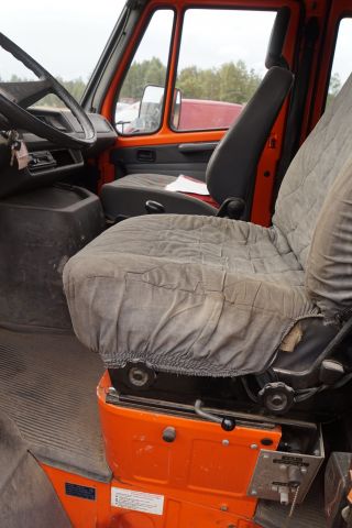 649407-17 Mercedes 410 D