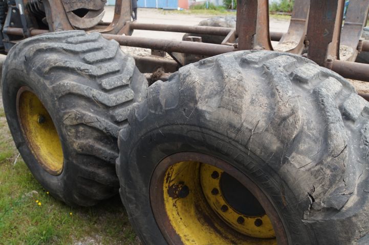 649410-12 Forestry machine Timberjack 1410 D -04