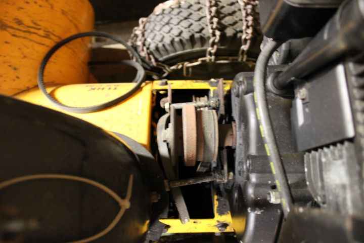 690995-16 Snow thrower STIGA 1132